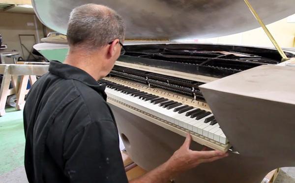 Our self-play system ‘Virtuoso’ can physically take control of your Goldfinch piano